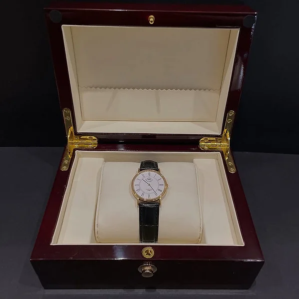 Genuine Preowned Longines Special Edition King Hussain Bin Tala 1995 - Image 2