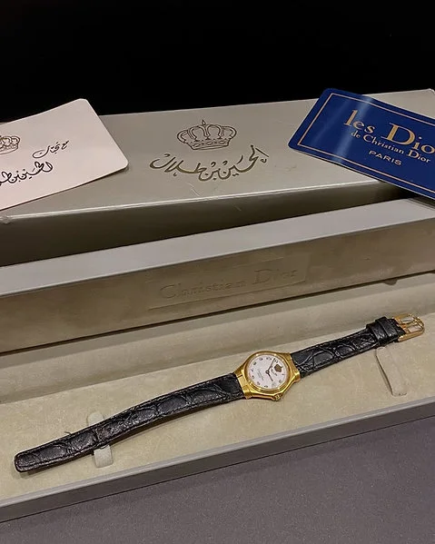 Genuine Preowned Vintage Christian Dior - Special Edition King Hussian Jordan - Image 5