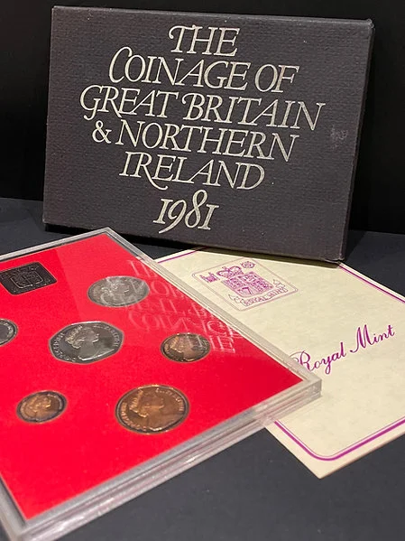 The Coin Age Complete Set Of 1981 Royal UK Mint - Image 2