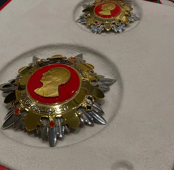 Rare Royal Order King Hussein Medal For Distinguished Giving - Al Tamaeoz - Image 12