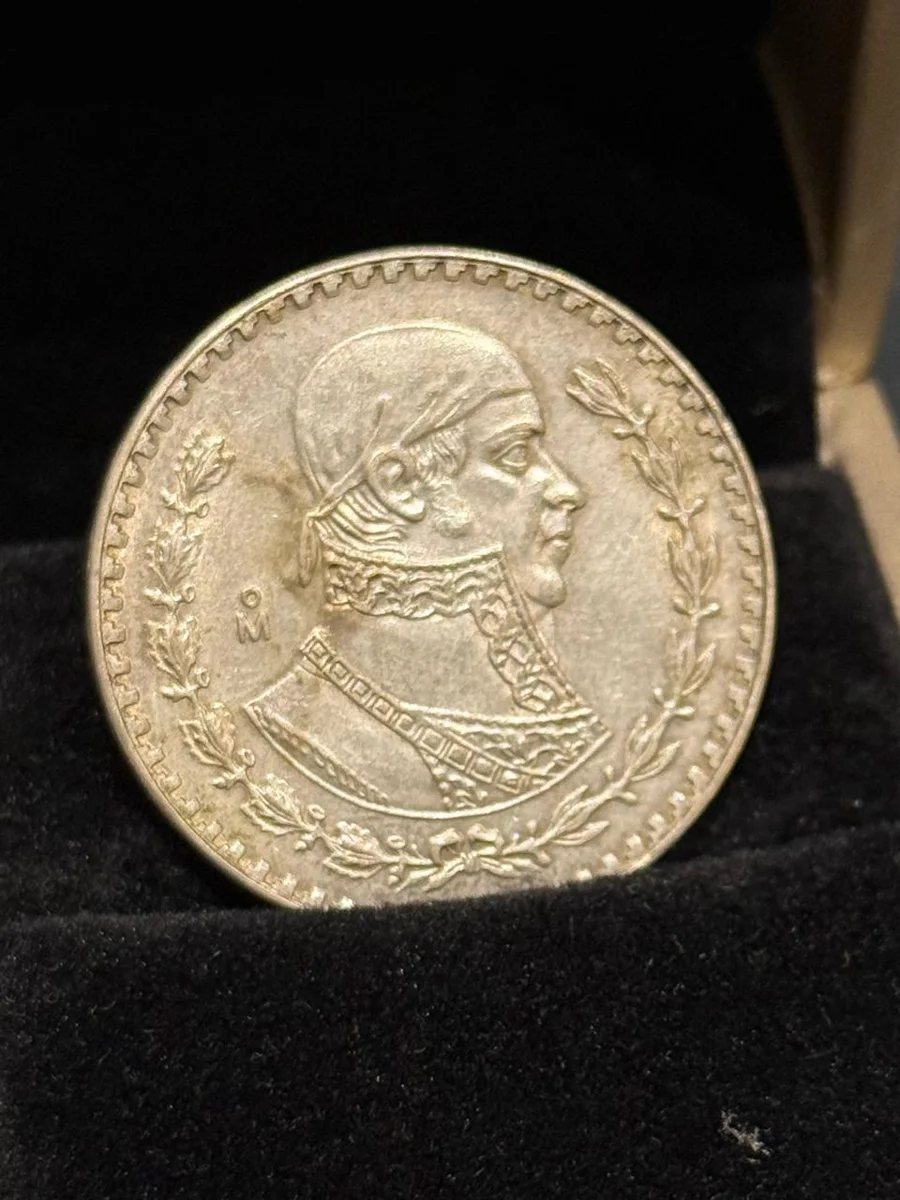 1957 Fine Silver Peso Mexico Estadoos